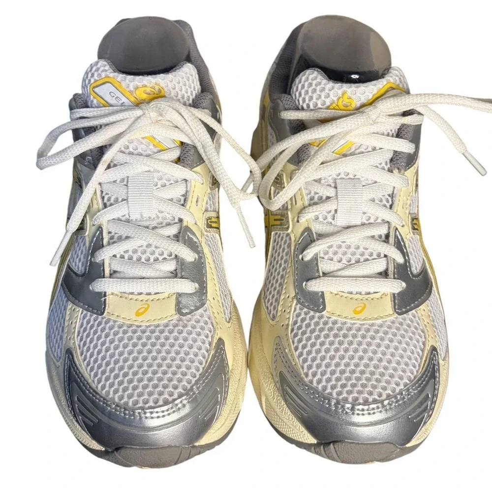 Asics step into